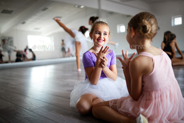 Girls ballerinas deals